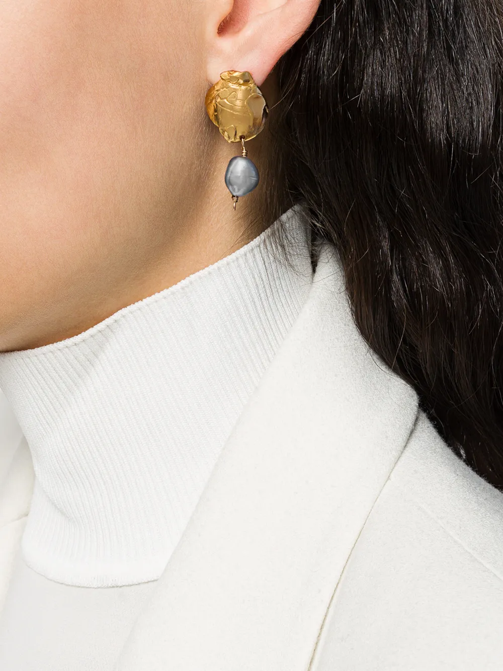 Women Alighieri Shadow And Pearl Earrings - Image 2